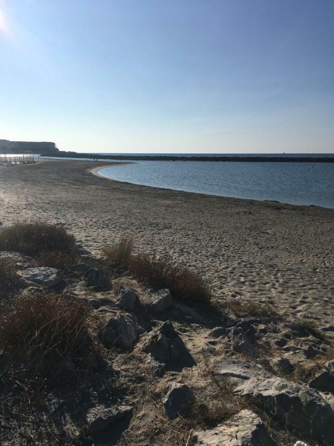 Le Grand Large Lägenhet Sète Exteriör bild